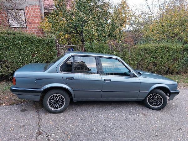 BMW 316 E 30 , M 40