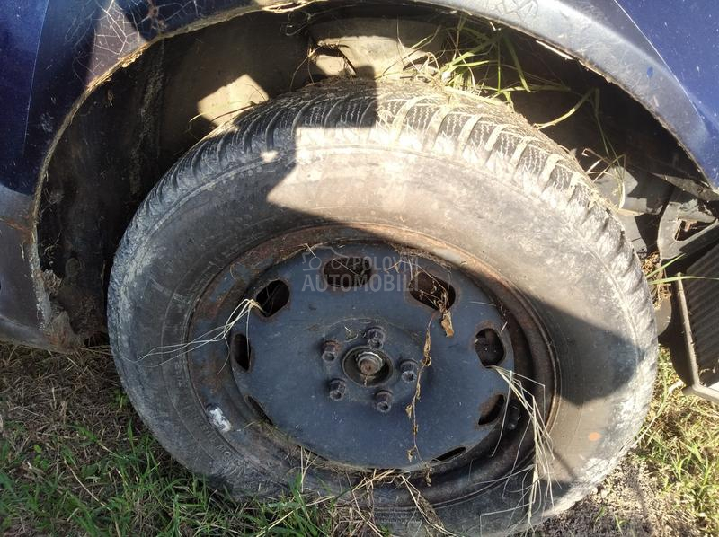 Kumho 195/65 R15 Zimska