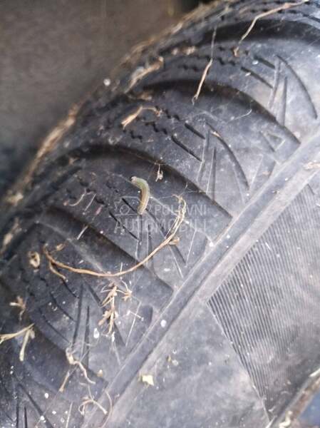 Kumho 195/65 R15 Zimska