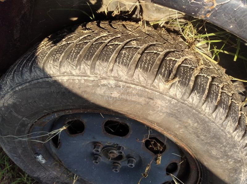 Kumho 195/65 R15 Zimska