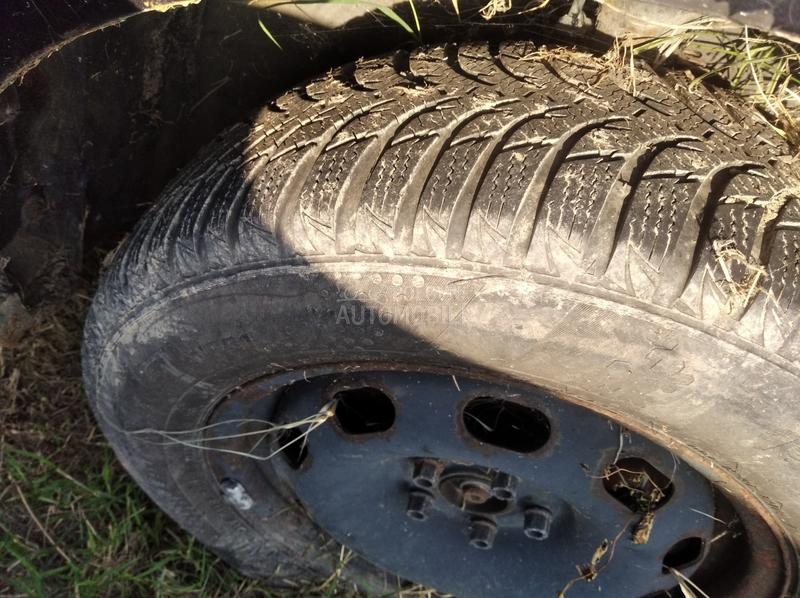 Kumho 195/65 R15 Zimska