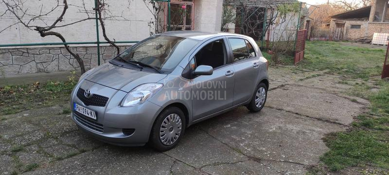 Toyota Yaris 1.0