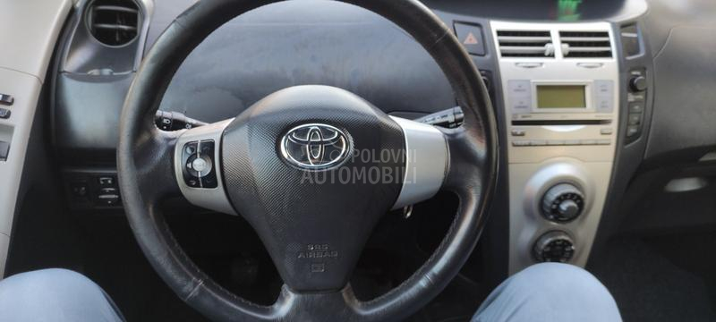 Toyota Yaris 1.0