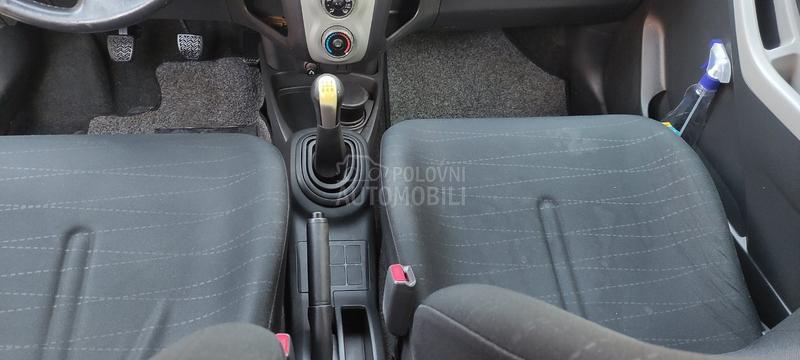 Toyota Yaris 1.0
