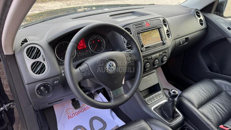 Volkswagen Tiguan 2.0TSi S.W.i.S.S