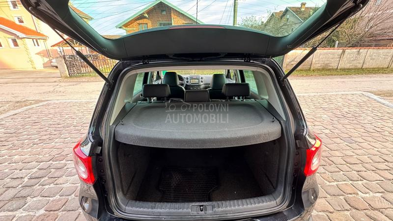 Volkswagen Tiguan 2.0TSi S.W.i.S.S