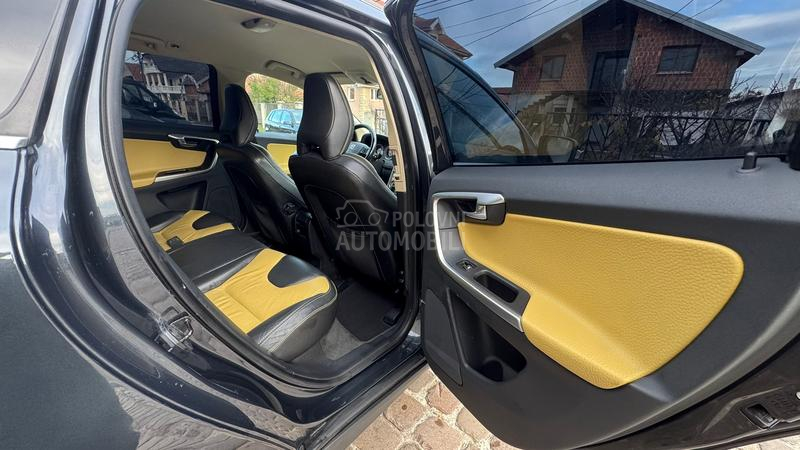 Volvo XC60 2.4 S.W.i.S.S
