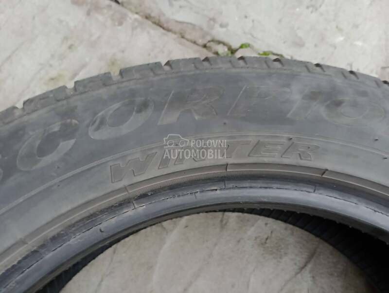 Pirelli 235/55 R19 Zimska