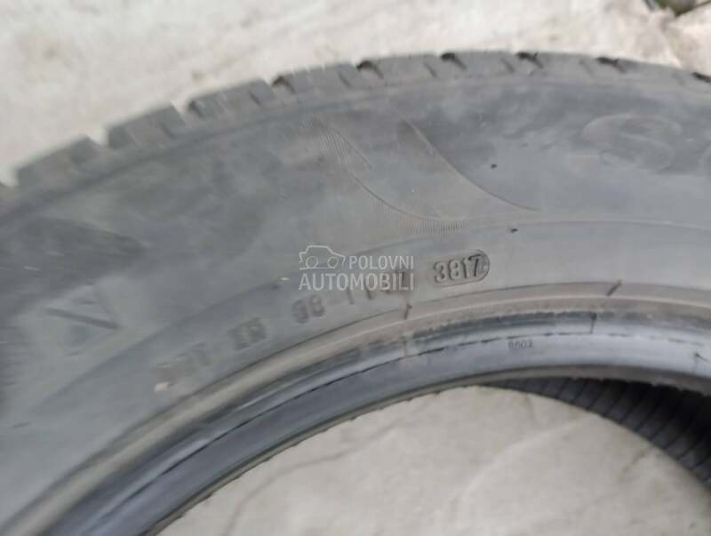 Pirelli 235/55 R19 Zimska