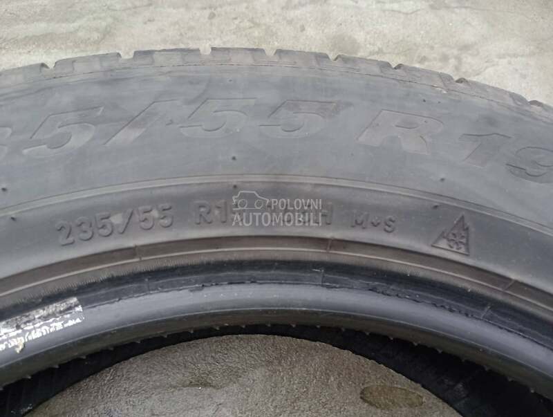 Pirelli 235/55 R19 Zimska