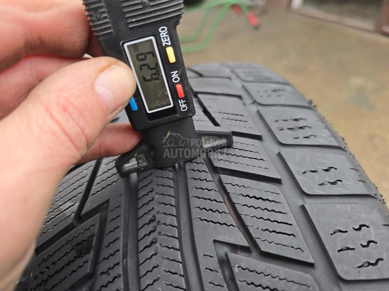 Nankang 225/50 R17 Zimska