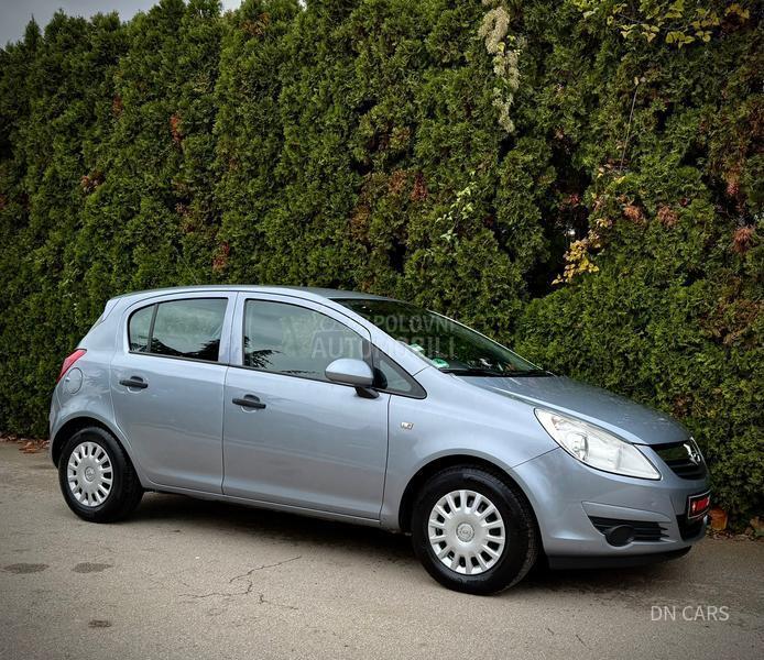 Opel Corsa D ENJOY CH