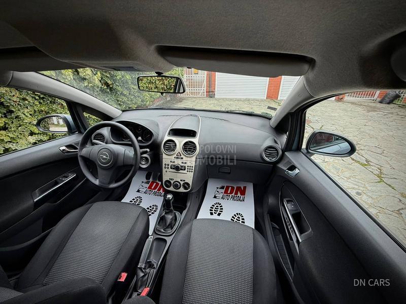 Opel Corsa D ENJOY CH