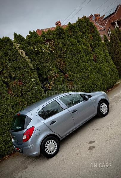 Opel Corsa D ENJOY CH