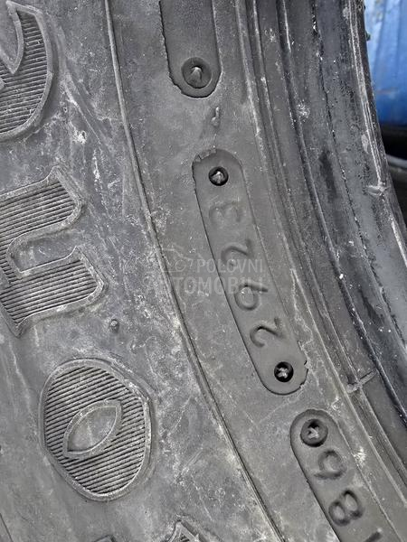 Firestone 215/65 R16 Zimska