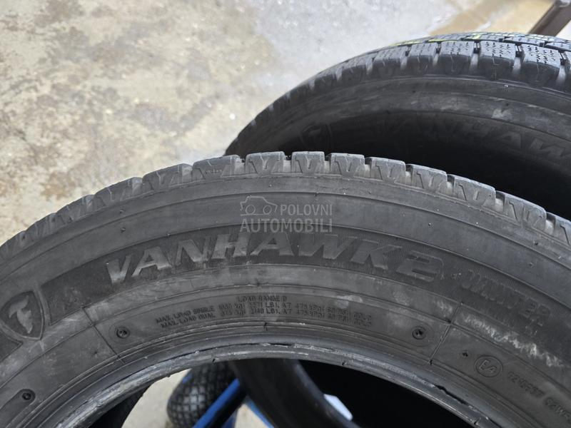 Firestone 215/65 R16 Zimska