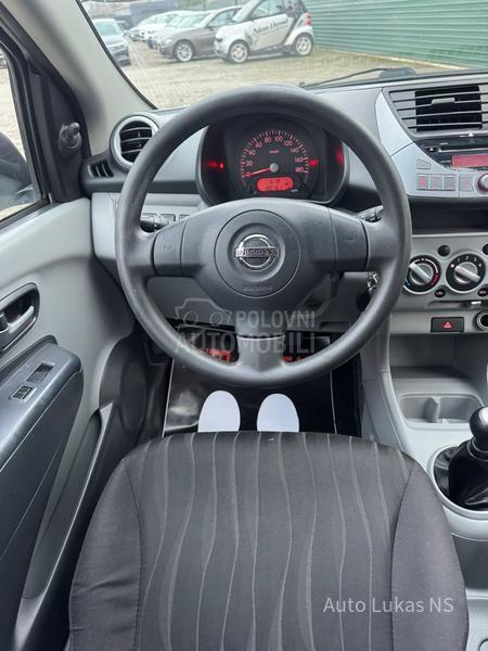 Nissan Pixo 1.0