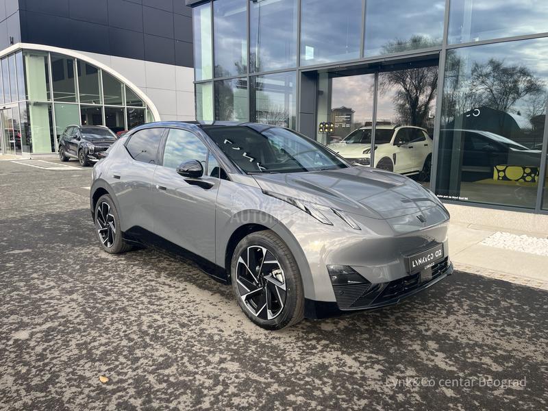 Lynk & Co 02 MORE