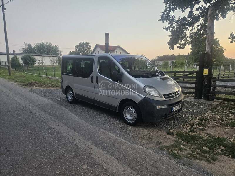 Opel Vivaro 