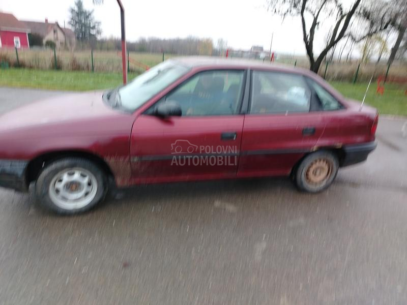 Opel Astra F 