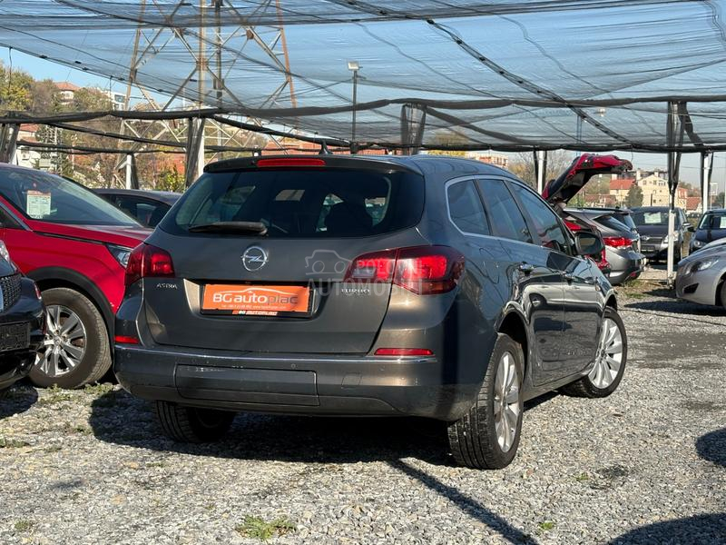 Opel Astra J 1.4 Turbo Aut Nav