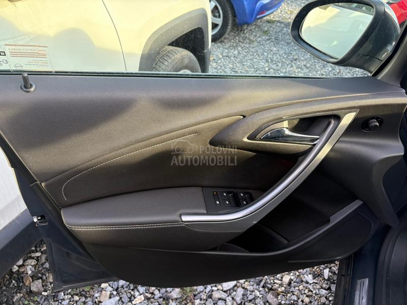 Opel Astra J 1.4 Turbo Aut Nav