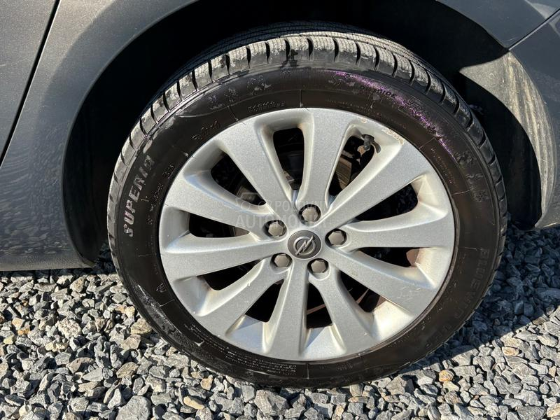 Opel Astra J 1.4 Turbo Aut Nav