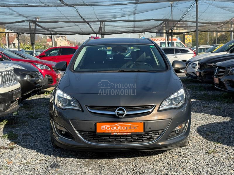 Opel Astra J 1.4 Turbo Aut Nav