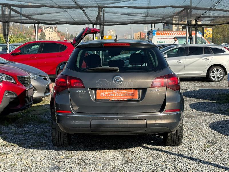 Opel Astra J 1.4 Turbo Aut Nav