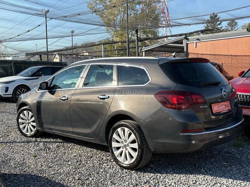 Opel Astra J 1.4 Turbo Aut Nav