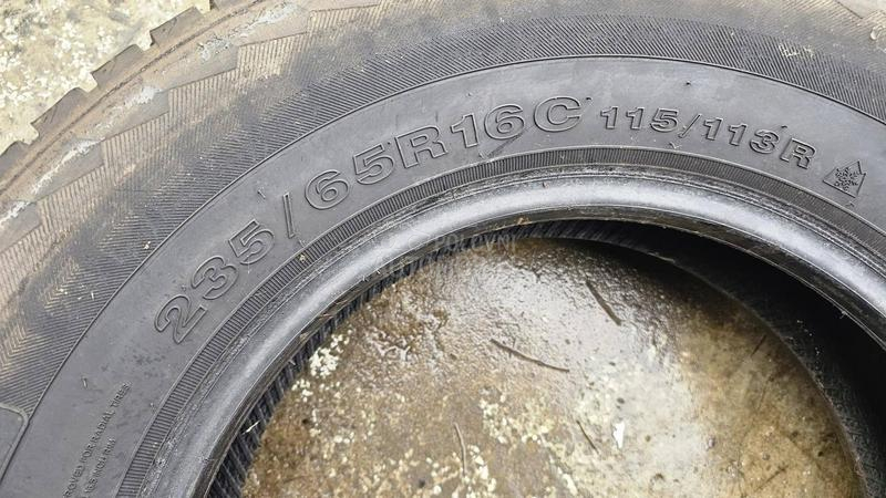 Goodride 235/65 R16 Zimska