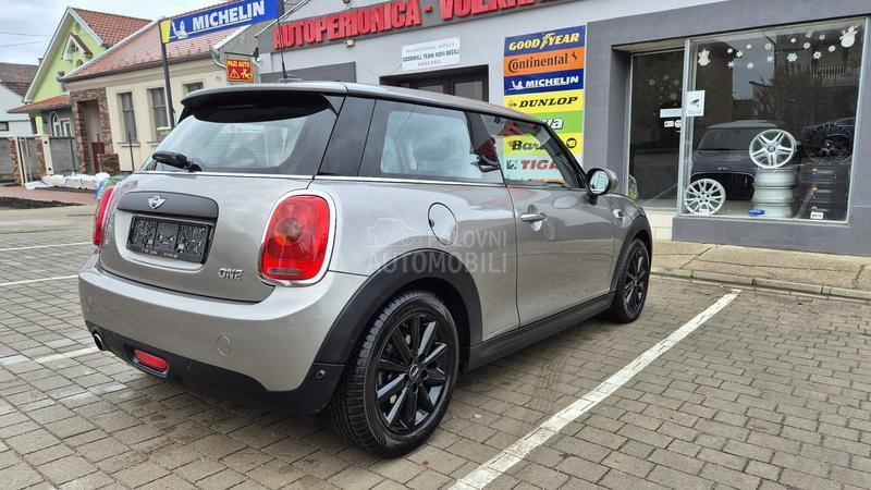 MINI One FABRIKA