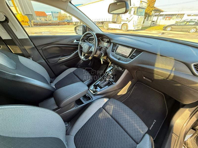 Opel Grandland X 1.5 CDTI