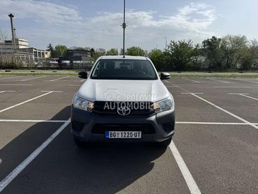 Toyota Hilux 2,4