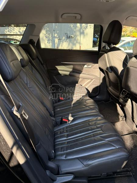 Peugeot 5008 1.2