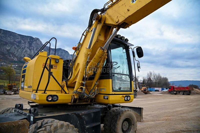 Komatsu PW148 10