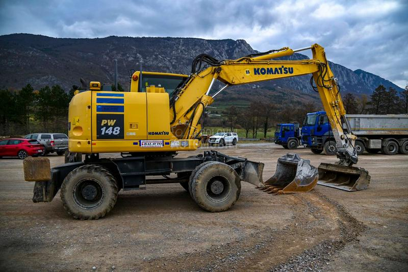 Komatsu PW148 10