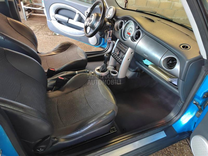 MINI Cooper 