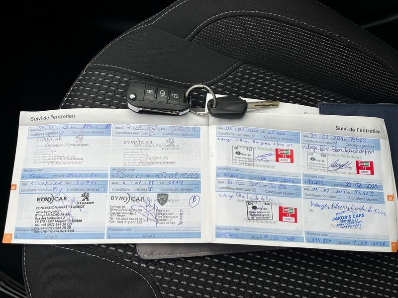 Peugeot 208 1.2 ALLURE ODLIČAN