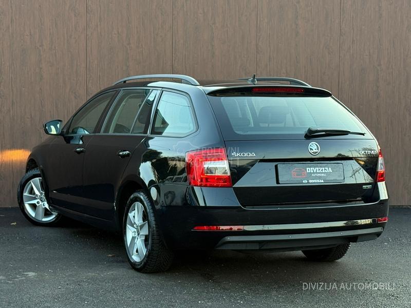 Škoda Octavia DSG/Kamera/Metan