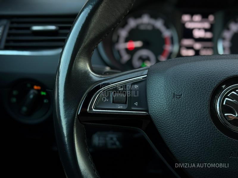 Škoda Octavia DSG/Kamera/Metan