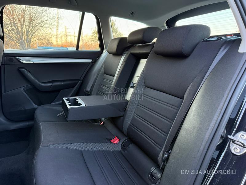Škoda Octavia DSG/Kamera/Metan