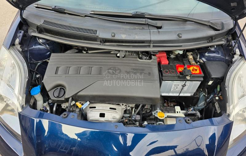 Toyota Yaris 1.33 vvt-i