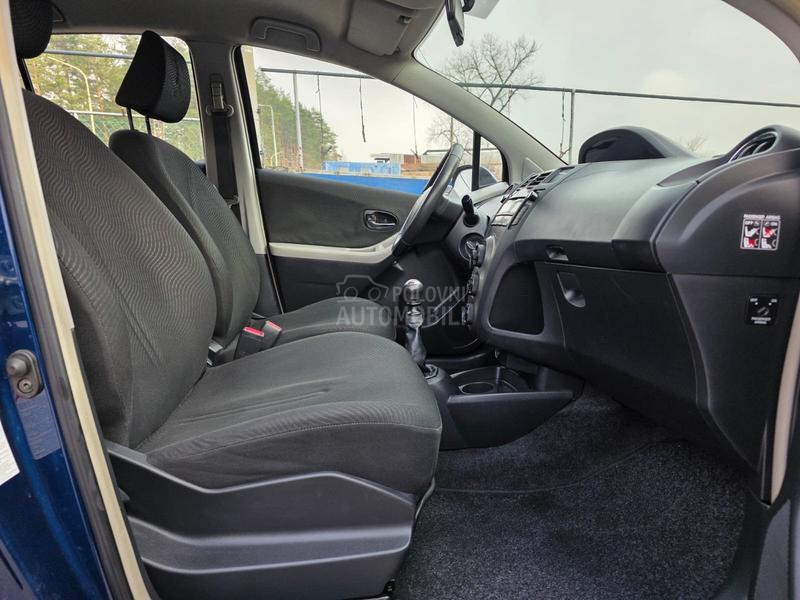 Toyota Yaris 1.33 vvt-i