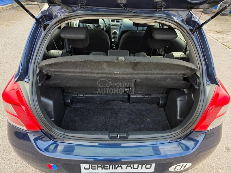 Toyota Yaris 1.33 vvt-i