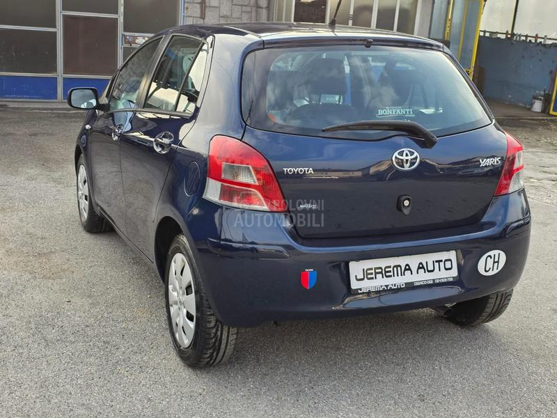 Toyota Yaris 1.33 vvt-i