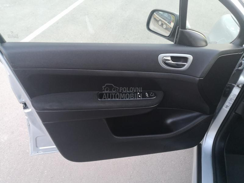 Peugeot 307 2.0HDi/66k.W/Panoram