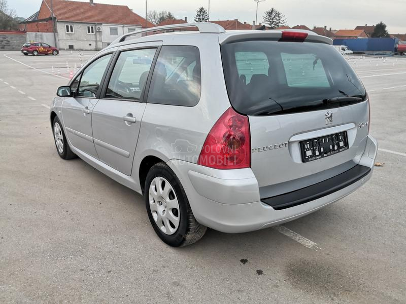 Peugeot 307 2.0HDi/66k.W/Panoram