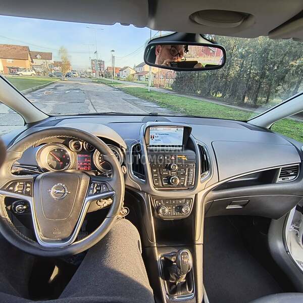 Opel Zafira COSMO