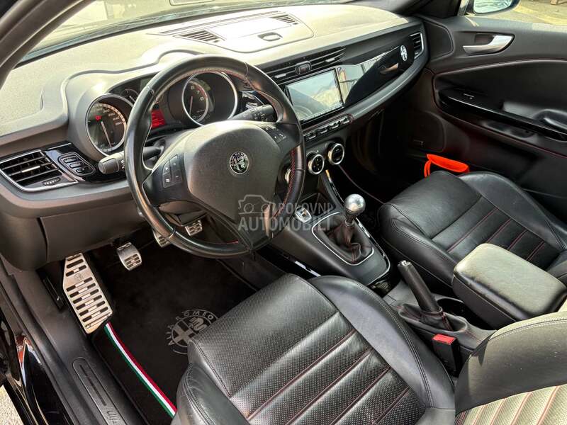 Alfa Romeo Giulietta 1.8 TBi Xenon Bose